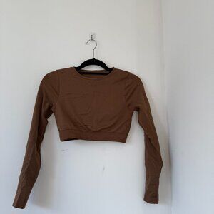 NVGTN seamless bra long sleeve crop top